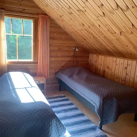 Villa Tahkon Riihiranta - 4 Bedroom With View - Tilava Moekki Rantanaekymin *