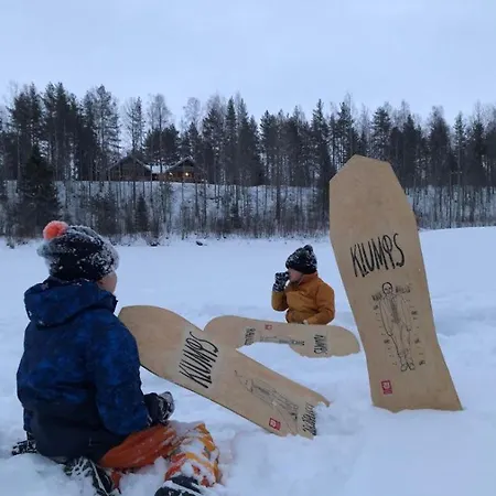 Tahkon Riihiranta - 4 Bedroom With View - Tilava Moekki Rantanaekymin *