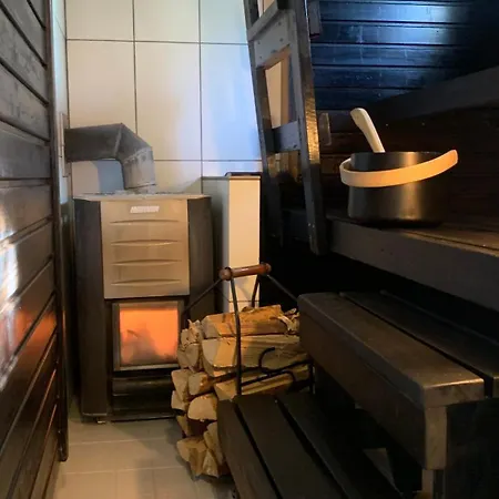 Tahkon Riihiranta - 4 Bedroom With View - Tilava Moekki Rantanaekymin