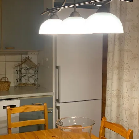 Tahkon Riihiranta - 4 Bedroom With View - Tilava Moekki Rantanaekymin Villa