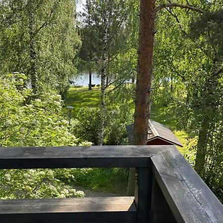 Tahkon Riihiranta - 4 Bedroom With View - Tilava Moekki Rantanaekymin